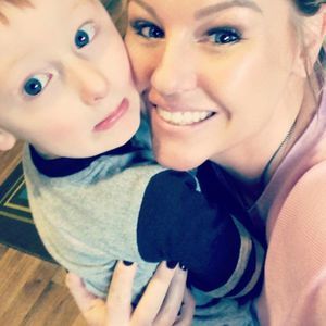 Meet your Posher, Nikole